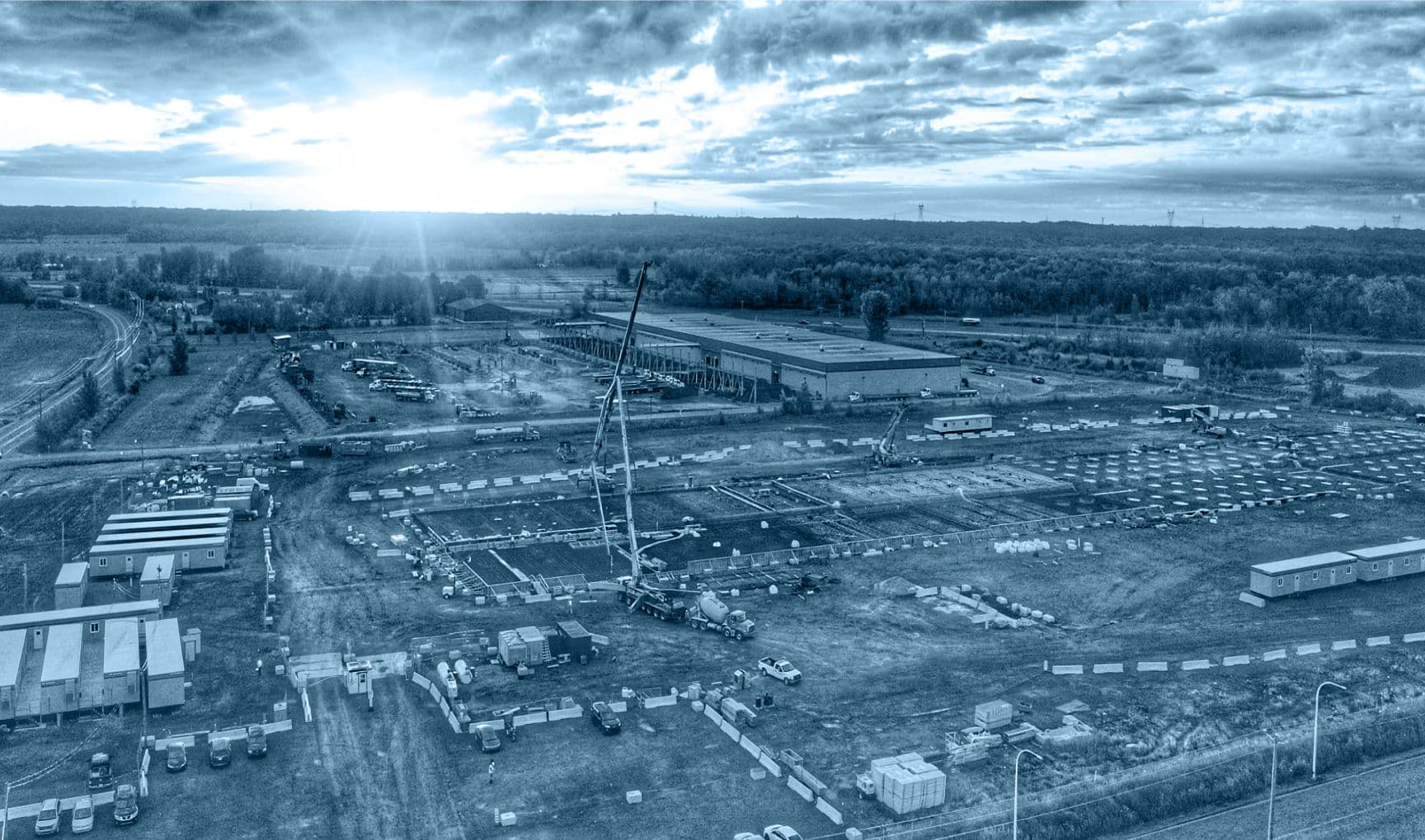 Vue d'ensemble sur un chantier de construction CSL Ltée